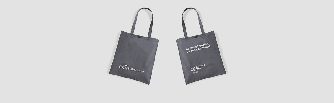 CNIO Tote bags